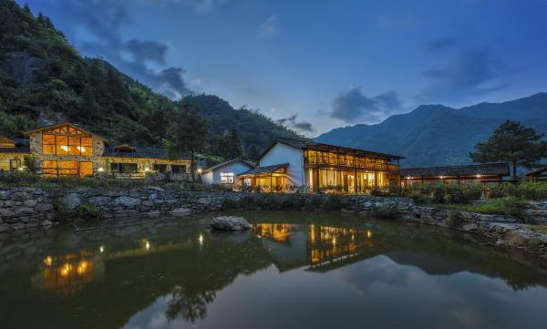 雾里人家风景民宿