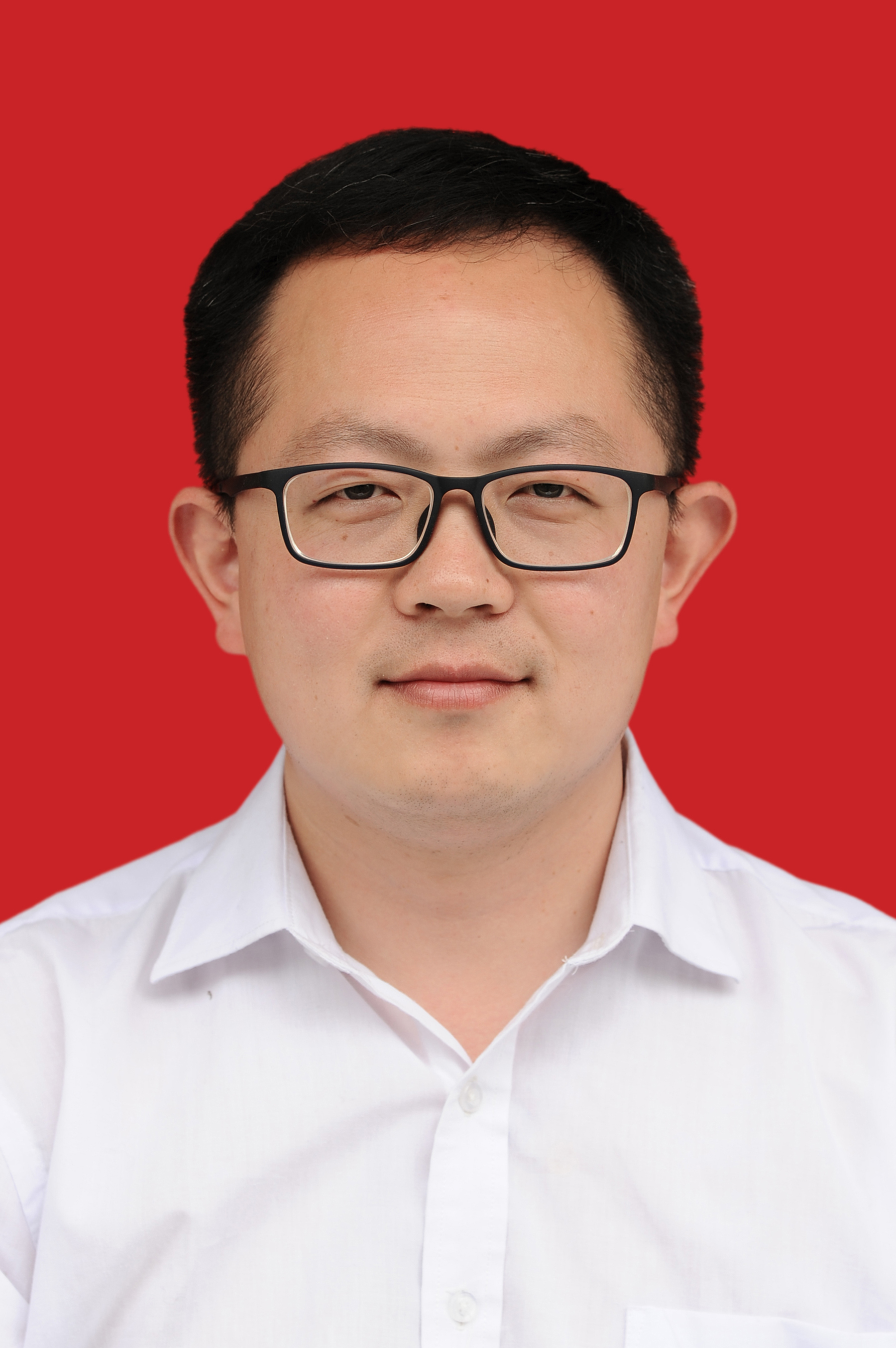 1984年3月出生,中共党员,现任休宁县板桥乡党委委员,纪委书记