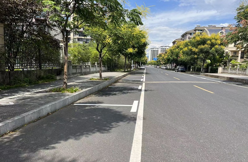 休宁县：破解停车难题  厚植民生温度