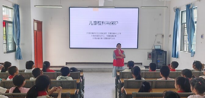 【创城为民】月潭湖镇：齐抓共管守护校园安全