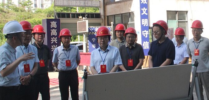 县人大常委会开展全县重点项目视察